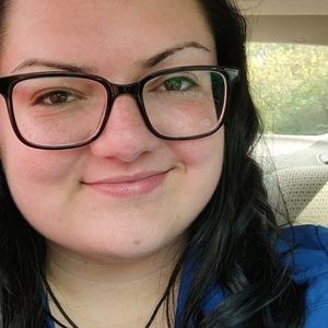 Meet your Posher, Abigail